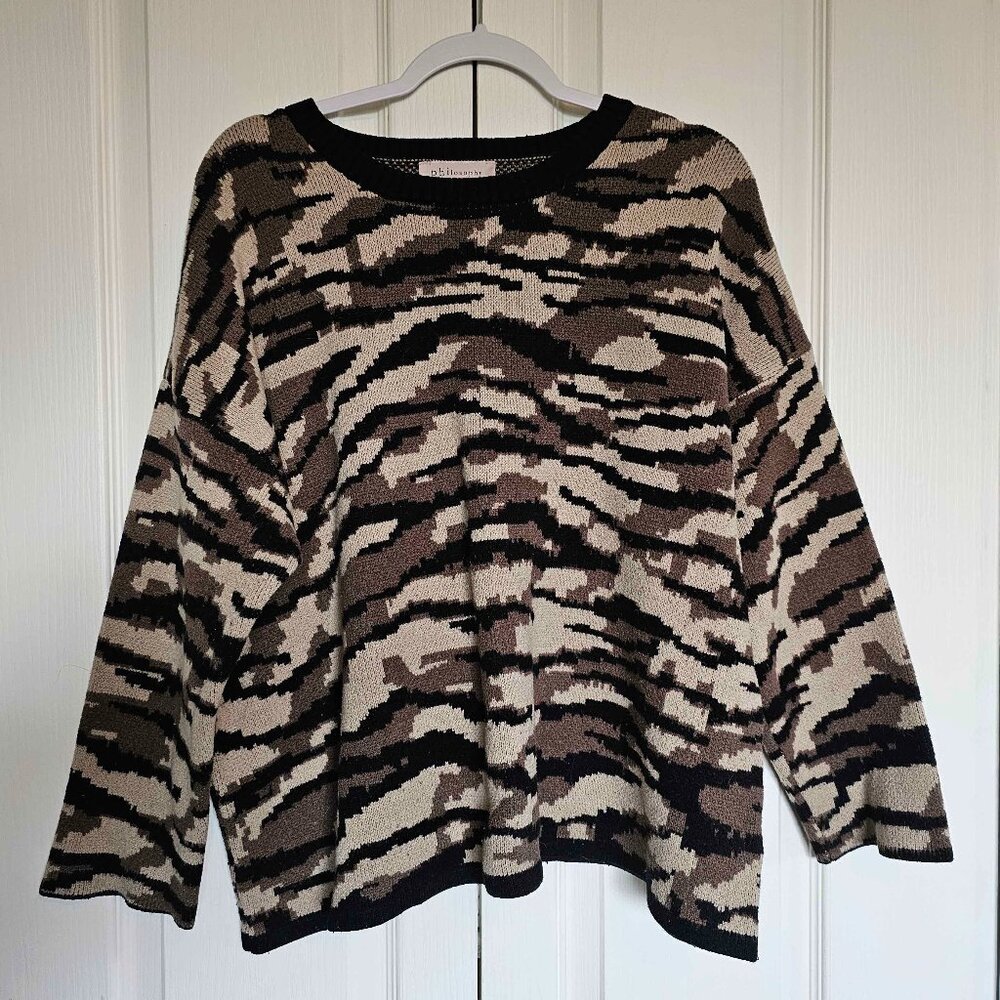3X Thick Brown Camo Pattern Sweater (USED) - Philosophy Republic Clothing